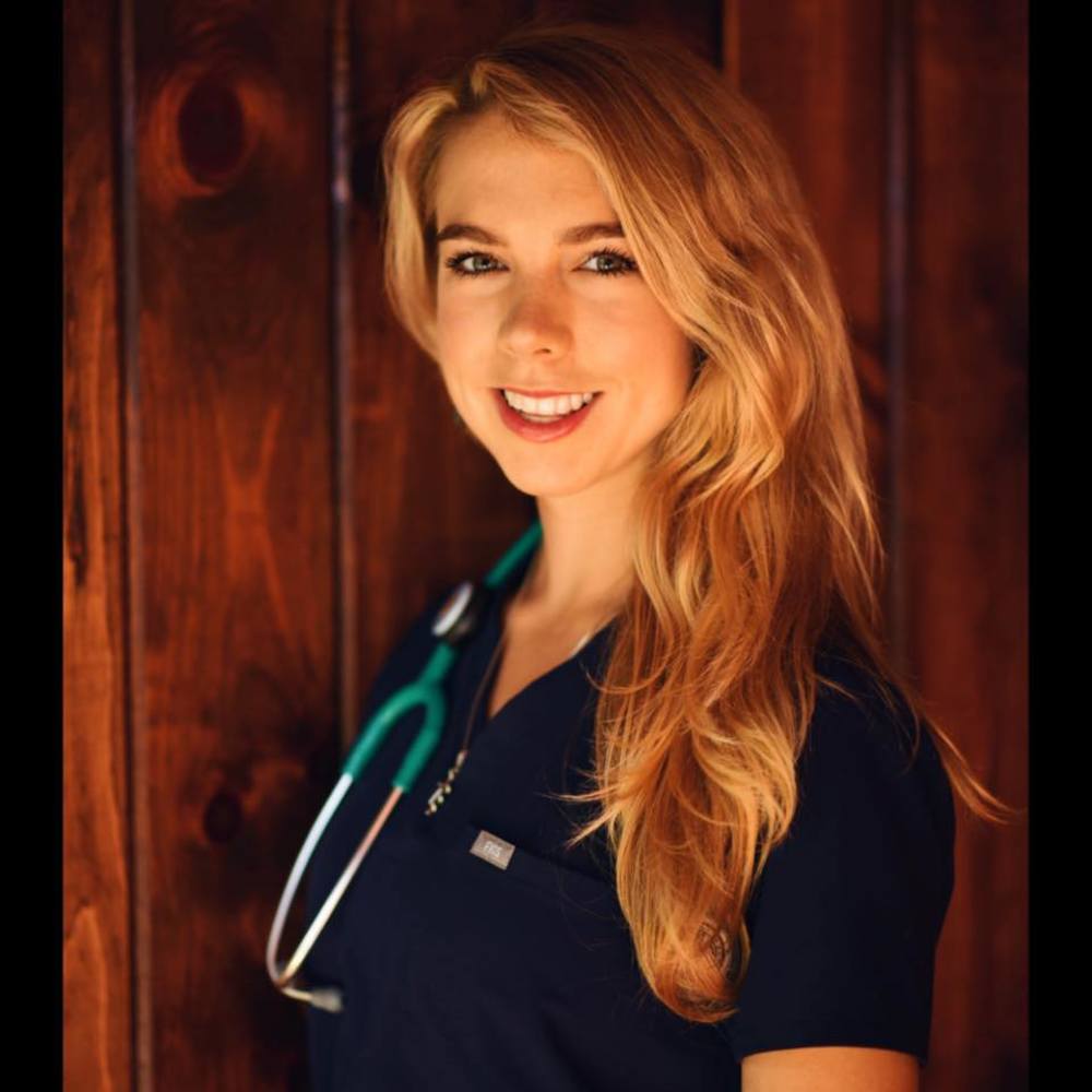 Meet your Posher, Elizabeth